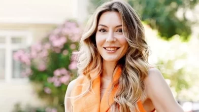 Ege Kökenli anne oldu! Mutlu haberi sosyal medyadan paylaştı