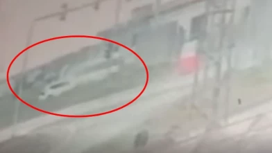 Öğrenci servis minibüsü ile otomobil çarpıştı: Çok sayıda yaralı var