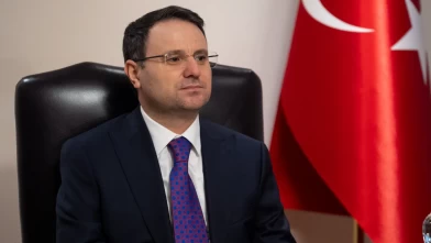 Antalya’da infaz koruma memurlarını taşıyan servis devrildi! Bakan Gürlek'ten açıklama