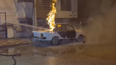 Eskişehir'de LPG'li araçta yangın paniği: Resmen küle döndü