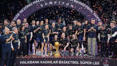 Galatasaray'a şans vermeyen Fenerbahçe, şampiyonluğunu ilan etti