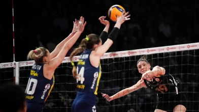 Sultanların savaşı son maça kaldı! Fenerbahçe'den müthiş geri dönüş