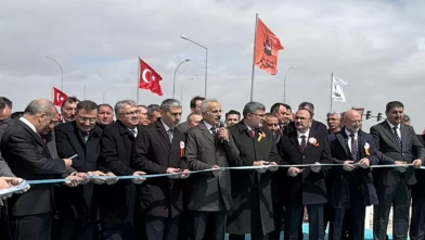 Afyonkarahisar'a çifte müjde: İki yol projesiyle 1.8 milyar liralık tasarruf! Bakan Uraloğlu hizmete açtı