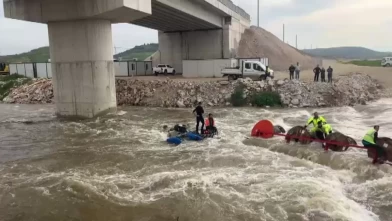 Bursa’da dere geçişi kabusa döndü!