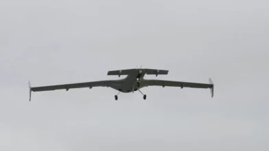 İran enkaz üzerinden Körfez ülkelerini işaret etti