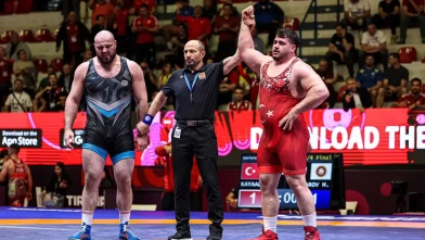 Rıza Kayaalp'ten rakibine 'tokat' gibi cevap!