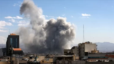 ABD ve İsrail'den İran'a saldırı: Yardım depoları imha edildi!