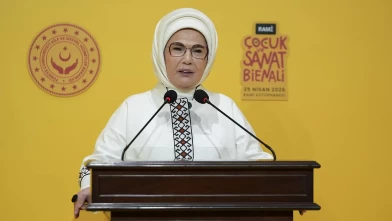 Emine Erdoğan, Rami Çocuk ve Sanat Bienali'nin açılışına katıldı