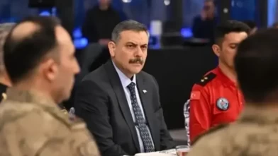 Bakan Çiftçi subay ve astsubay adaylarıyla bir arada: Bu şanlı çatı Peygamber Ocağıdır