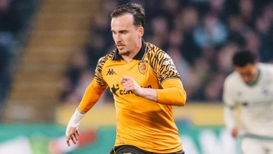 Hull City Premier Lig yolunda avantajı kaçırdı