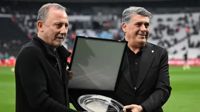 Beşiktaş’ta Sergen Yalçın belirsizliği!