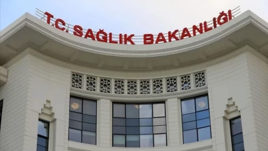 Sağlık Bakanlığı'ndan velilere çağrı: Çocukların çabasına odaklanın, karneye değil