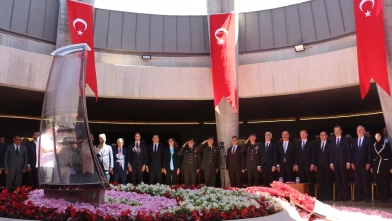 9. Cumhurbaşkanı Süleyman Demirel kabri başında anıldı