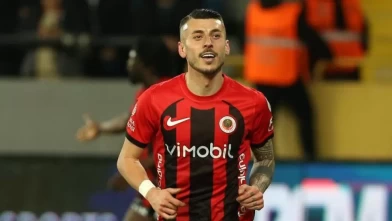 Metehan Mimaroğlu ayrılığı sosyal medyasından duyurdu!