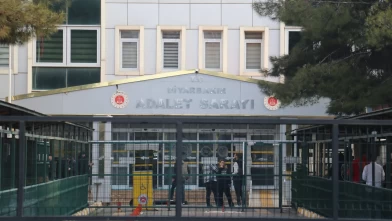 12 yaşındaki kız çocuğunu evlenmek için kaçırdı!