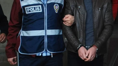 Adnan Oktar suç örgütüyle bağlantılı çocuk istismarcısı yakalandı!