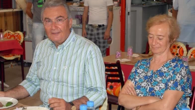 Deniz Baykal'ın eşi Olcay Baykal hayatını kaybetti