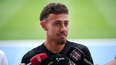 Beşiktaş'ın yeni transferi İlhan Fakılı: 'Beşiktaş’ta hayallerim gerçekleşiyor!'