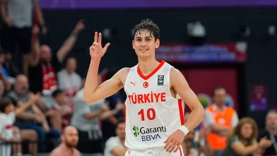 17 yaşındaki Ömer Kutluay tarihe geçti