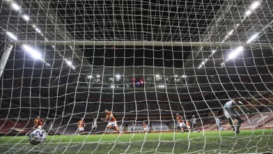 S Sport Plus Ümraniyespor Galatasaray canlı izle! 17 Temmuz S Sport Plus canlı yayın linki ve frekans bilgileri