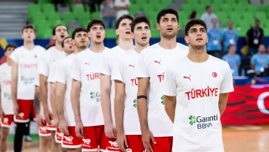 U20 Milliler Avrupa'da yarı finali kaçırdı