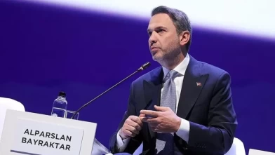 Bakan Bayraktar'dan yenilenebilir enerji müjdesi: YEKA 2026 yarışmaları başlıyor!
