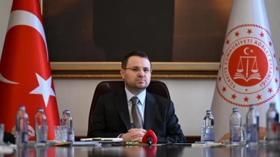 Bakan Gürlek gazeteci Uğur Mumcu’nun ailesi ile görüşecek