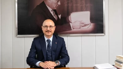 Talip Geylan'dan MEB'e çağrı: 'Yeni eğitim-öğretim yılı 'Öğretmenimi ve Okulumu Seviyorum' temasıyla başlasın'