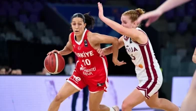 Milliler Avrupa Şampiyonası'na mağlubiyetle başladı