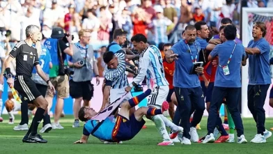 Arjantinli futbolculara para ve maç cezası verildi!