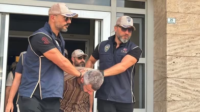 FETÖ hükümlüsü Burkay Karatepe'nin ablası gözaltında