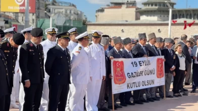 19 Eylül Gaziler Günü'nde Taksim Cumhuriyet Anıtı'nda tören düzenlendi