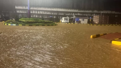 Trabzon’da sağanak hayatı felç etti!