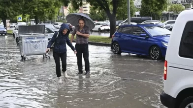 Balkanlar üzerinden geliyor! Sıcaklıklar hızla düşecek