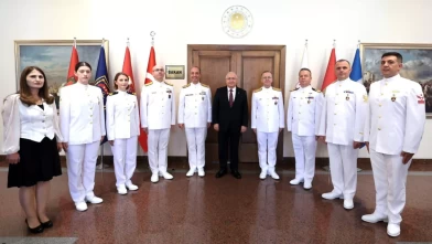 Bakan Yaşar Güler, Deniz Kuvvetleri Komutanı Tatlıoğlu’nu kabul etti