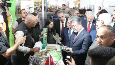 Türkiye bal üretiminde dünya ikincisi! Yumaklı: Birinciliği zorlamaya devam ediyoruz