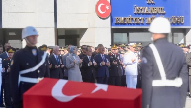 Şehit polis memuru Mehmet Ali Topatan son yolculuğuna uğurlandı