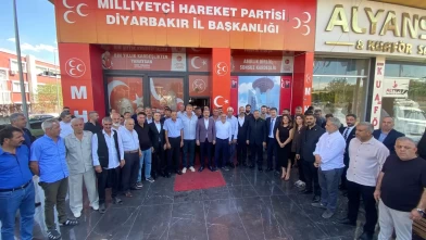 Diyarbakır'da MHP'ye yoğun katılım!