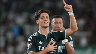 Arda Güler, Elche'yi frikikten avladı