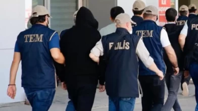 MİT ve Emniyet'ten FETÖ'ye ortak operasyon: 3 gözaltı