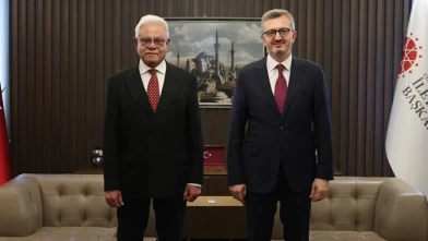 Burhanettin Duran, Pakistan Büyükelçisi Junaid ile görüştü!