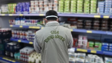 Sucukta kanatlı eti, sirkede gıda boyası! Bakanlık listeyi yeniledi