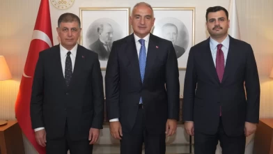 Kültür ve Turizm Mehmet Nuri Ersoy, Cemil Tugay’ı kabul etti