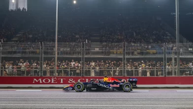 Singapur'da pole pozisyonu Verstappen'in