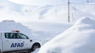 Bitlis'te iki mahalle için çığ önlemi alınıyor