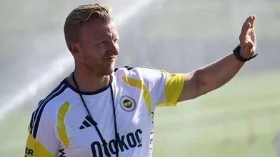 Fenerbahçe'de yeni teknik sorumlu Dirk Kuyt oldu!