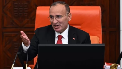 Bekir Bozdağ TBMM Başkan Vekilliği görevinden istifa etti