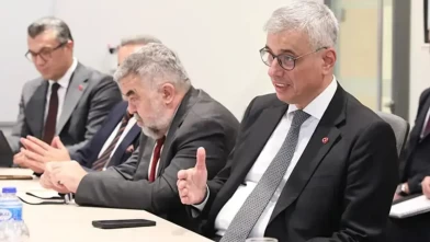 Sağlık Bakanı Memişoğlu, Singapur'da ziyaretlerde bulundu