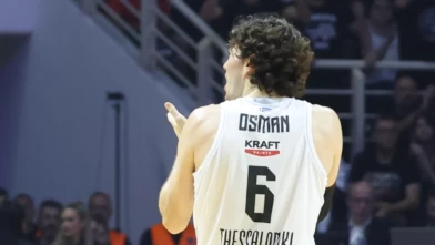 Cedi Osman PAOK'ta 21 sayıyla maçın yıldızı oldu