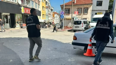 Rögar kapağından girdiler! 1 milyon liralık kabloyu çaldılar